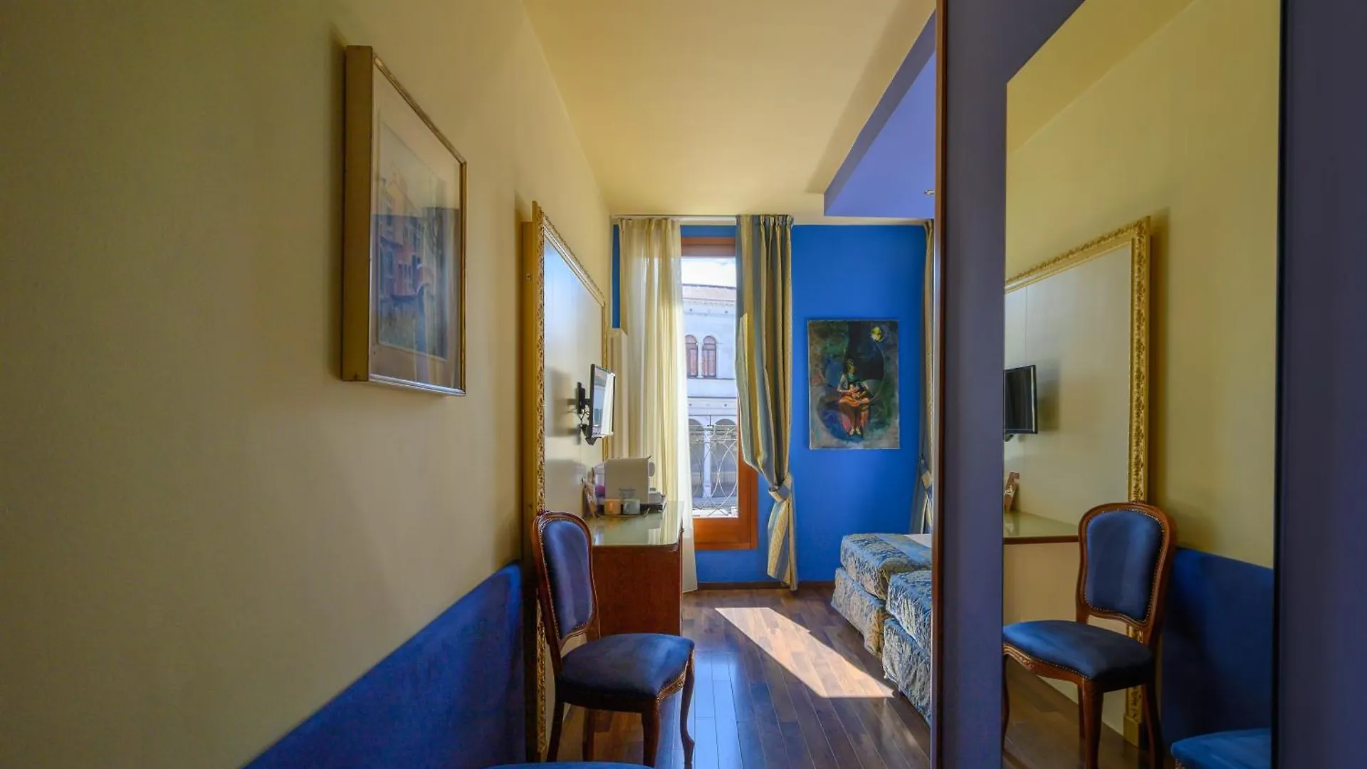 Diamantino Town House Bed & Breakfast Padova Italy